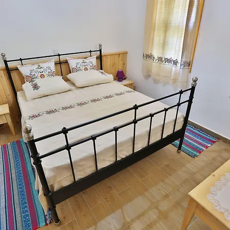 Koy Evi Паламутбуку